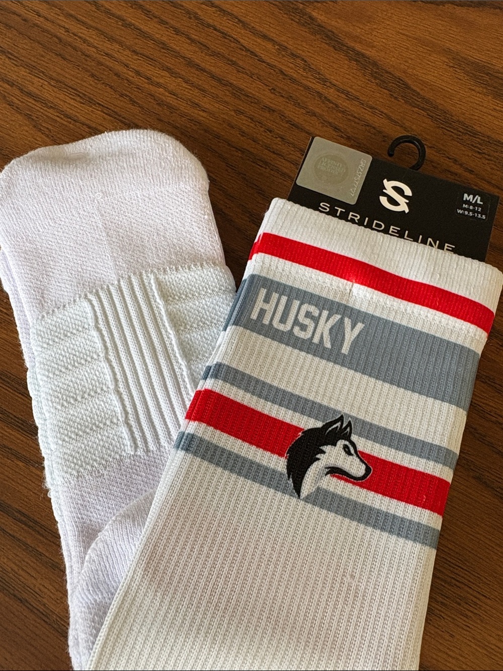 Strideline Washington Huskies Crew Socks